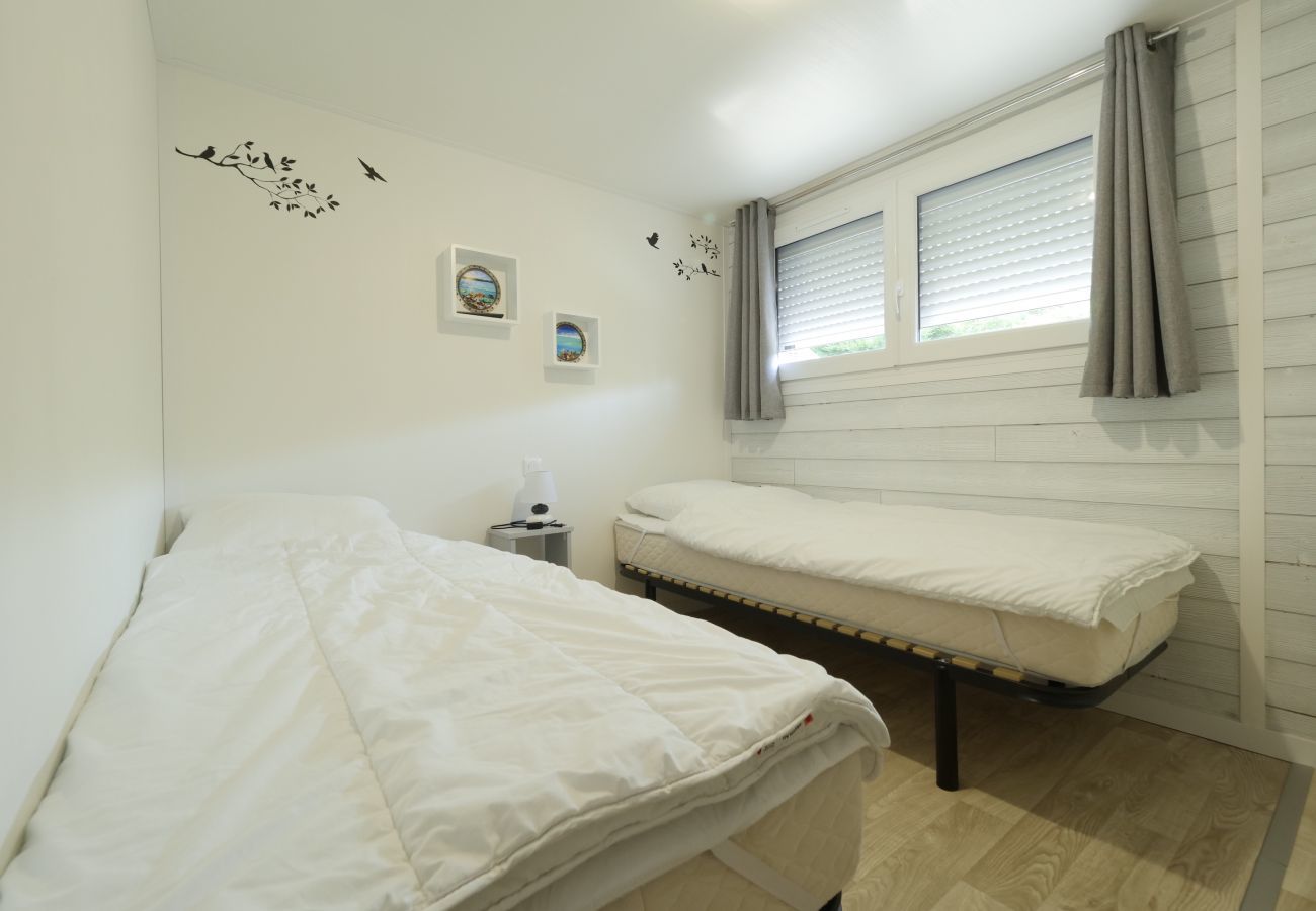 Chalet in Saint-Hilaire-de-Riez -  Chalet for 6 in the heart of St Hilaire de Riez