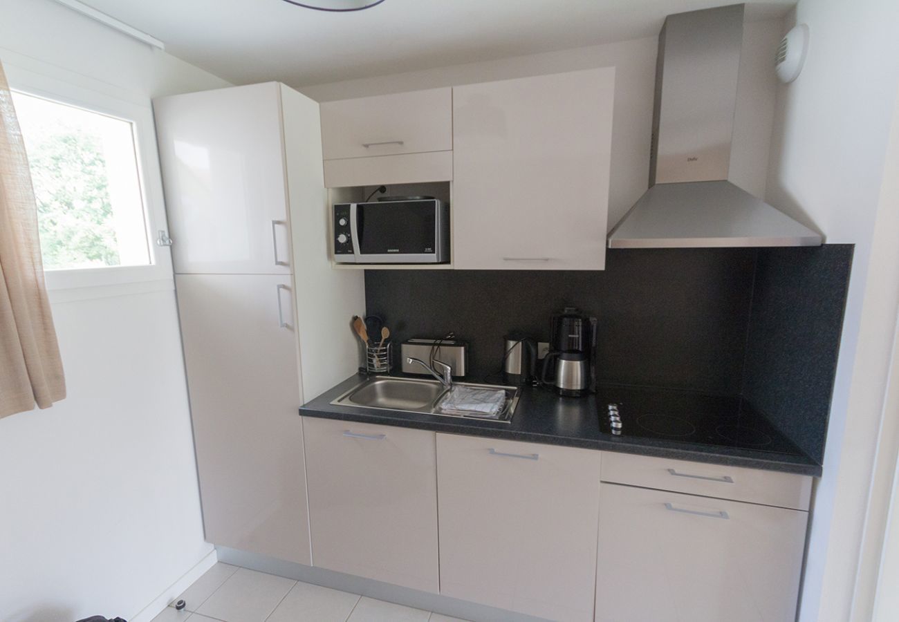 Terraced House in Talmont-Saint-Hilaire - A small house in the Vendée, with access to the swimming pool