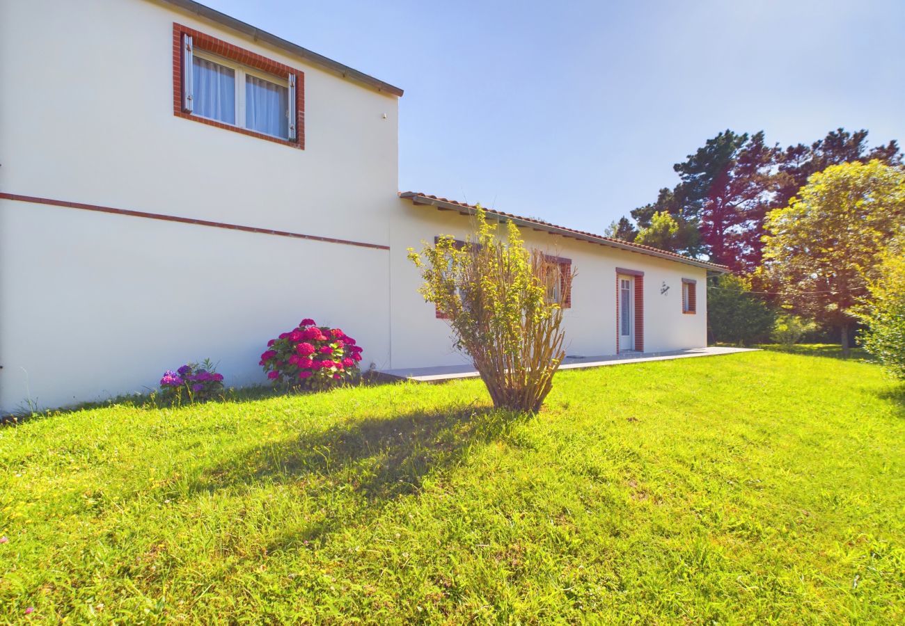 House in Brem-sur-Mer - Brem sur Mer - Large house for 9- 4 bedrooms