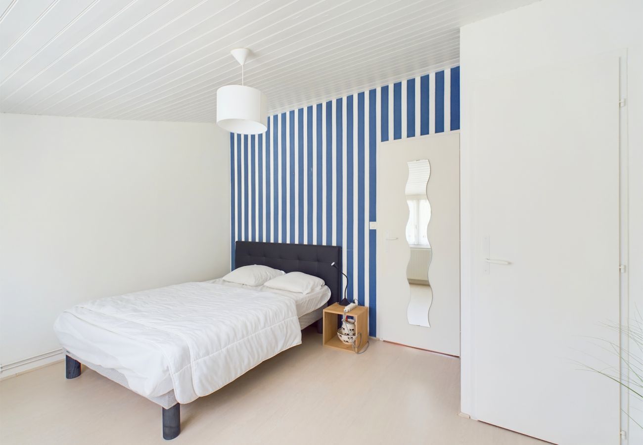 House in Brem-sur-Mer - Brem sur Mer - Large house for 9- 4 bedrooms