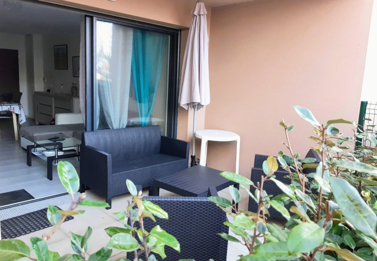 Apartment in Saint-Hilaire-de-Riez - Flat for 4 , 150m from the beach in Sion