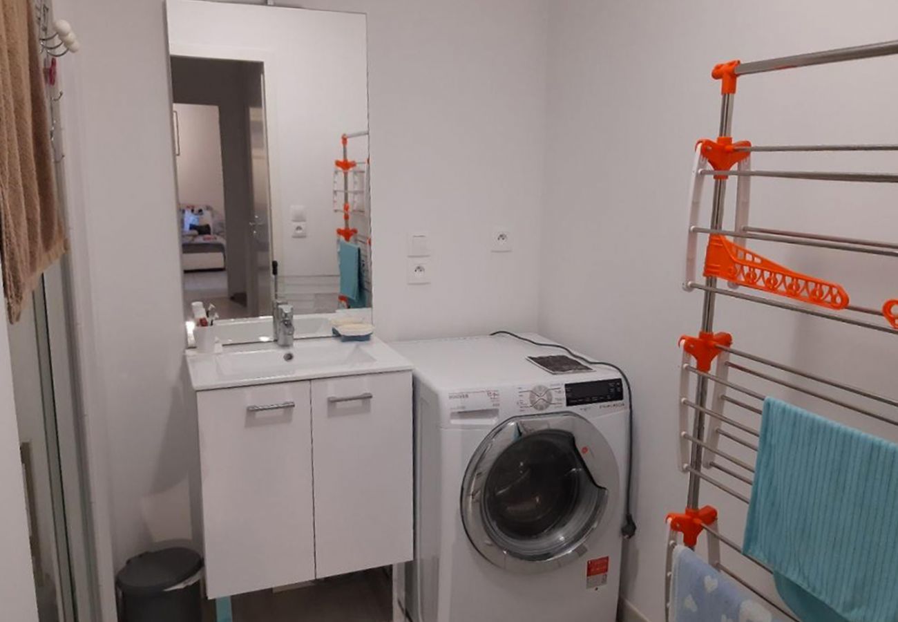 Apartment in Saint-Hilaire-de-Riez - Flat for 4 , 150m from the beach in Sion