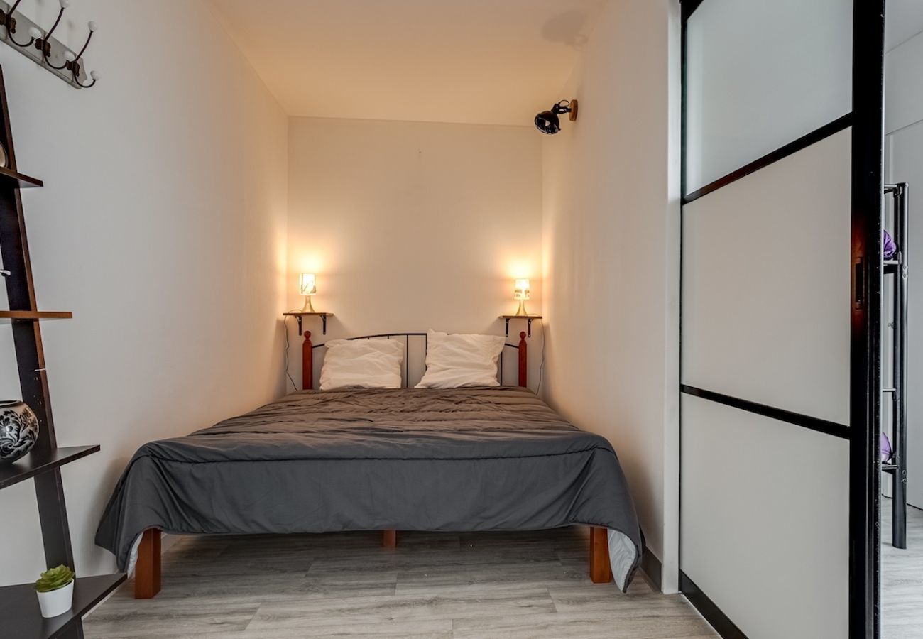 Apartment in Saint-Jean-de-Monts - Apartment for 4 - Beach 250m away in St Jean de Monts