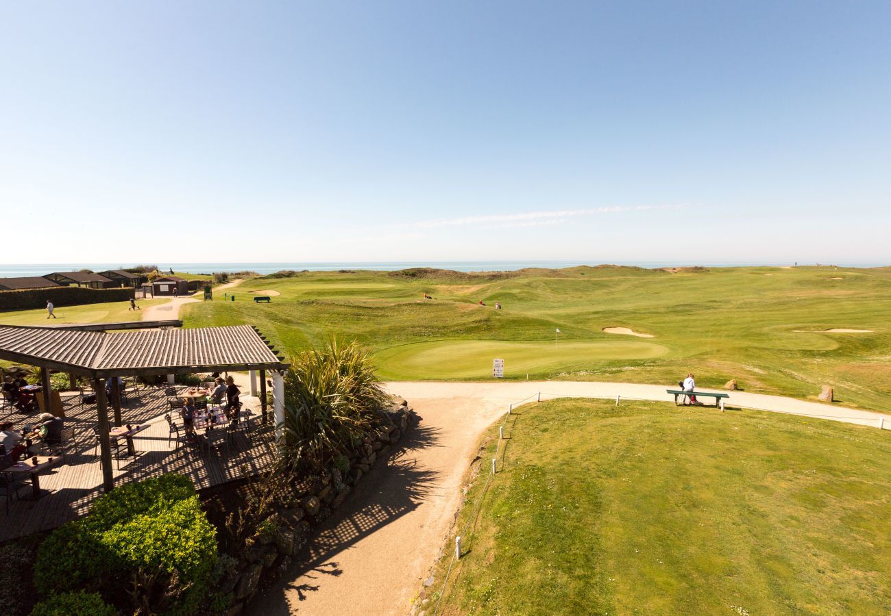 Apartment in Saint-Jean-de-Monts - Apartment for 4 - Beach 250m away in St Jean de Monts