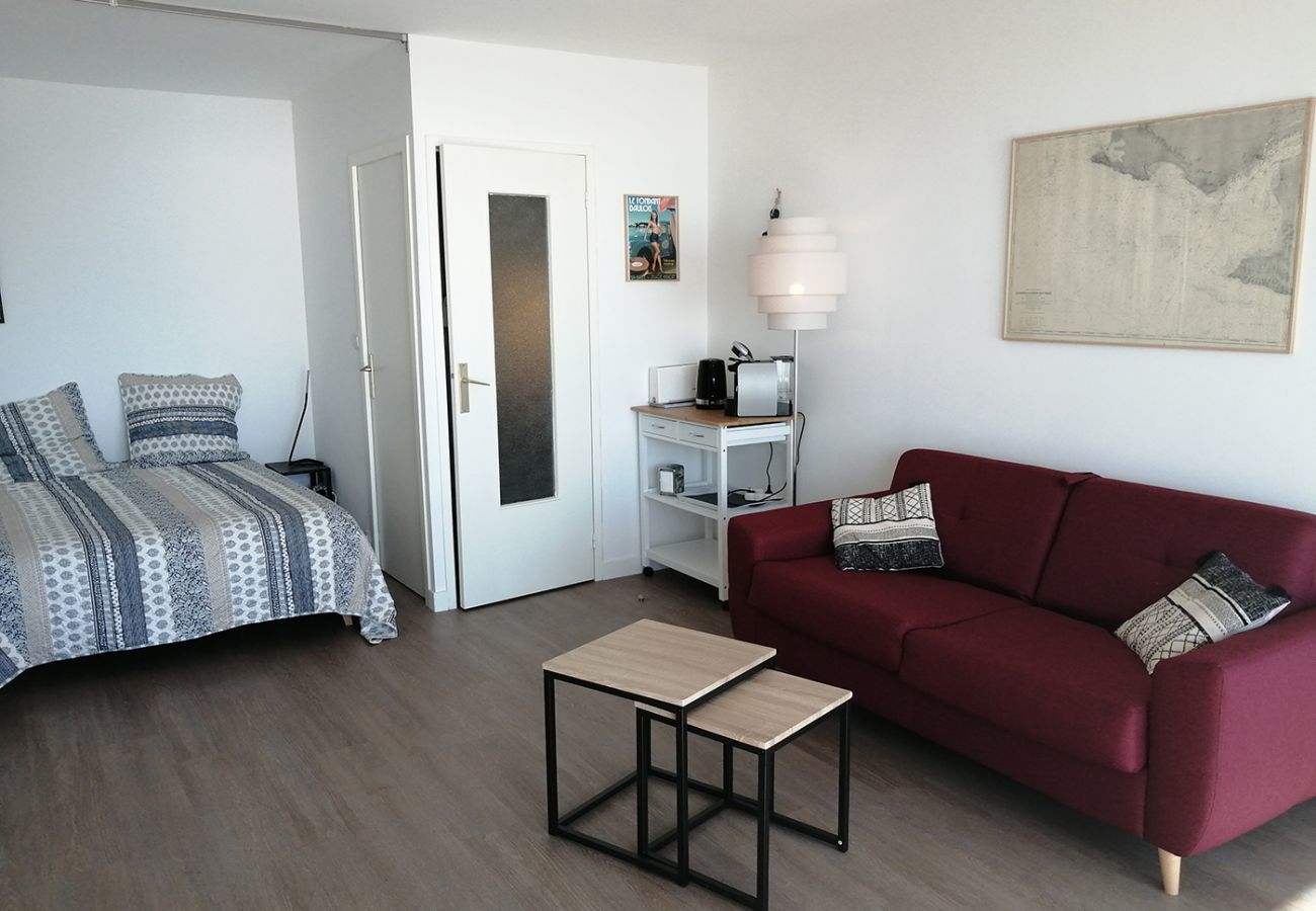 Studio in La Baule-Escoublac - Facing the sea - Balcony - Studio for 4
