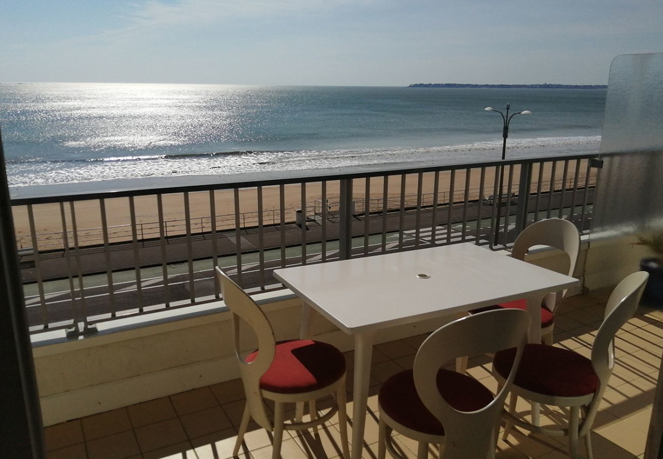 Studio in La Baule-Escoublac - Facing the sea - Balcony - Studio for 4