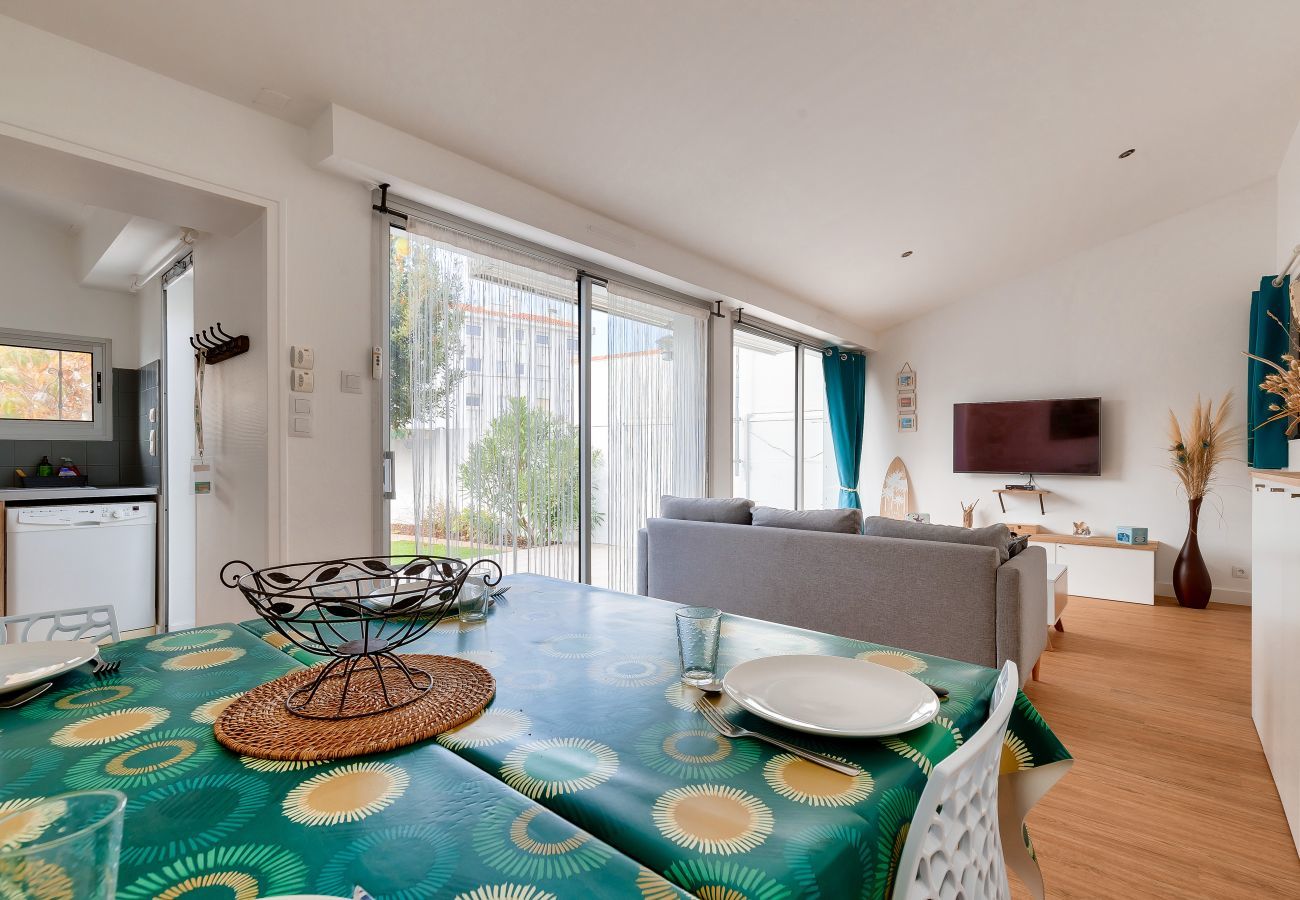 House in Saint-Gilles-Croix-de-Vie - Between town centre and beach, house for 6