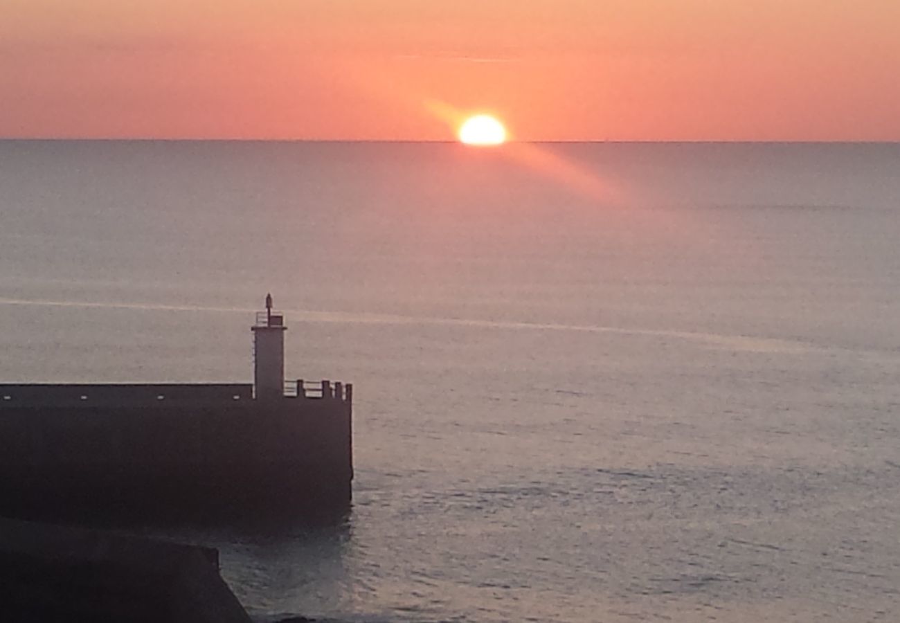 Apartment in Saint-Michel-Chef-Chef - Seaside holidays at Saint Michel