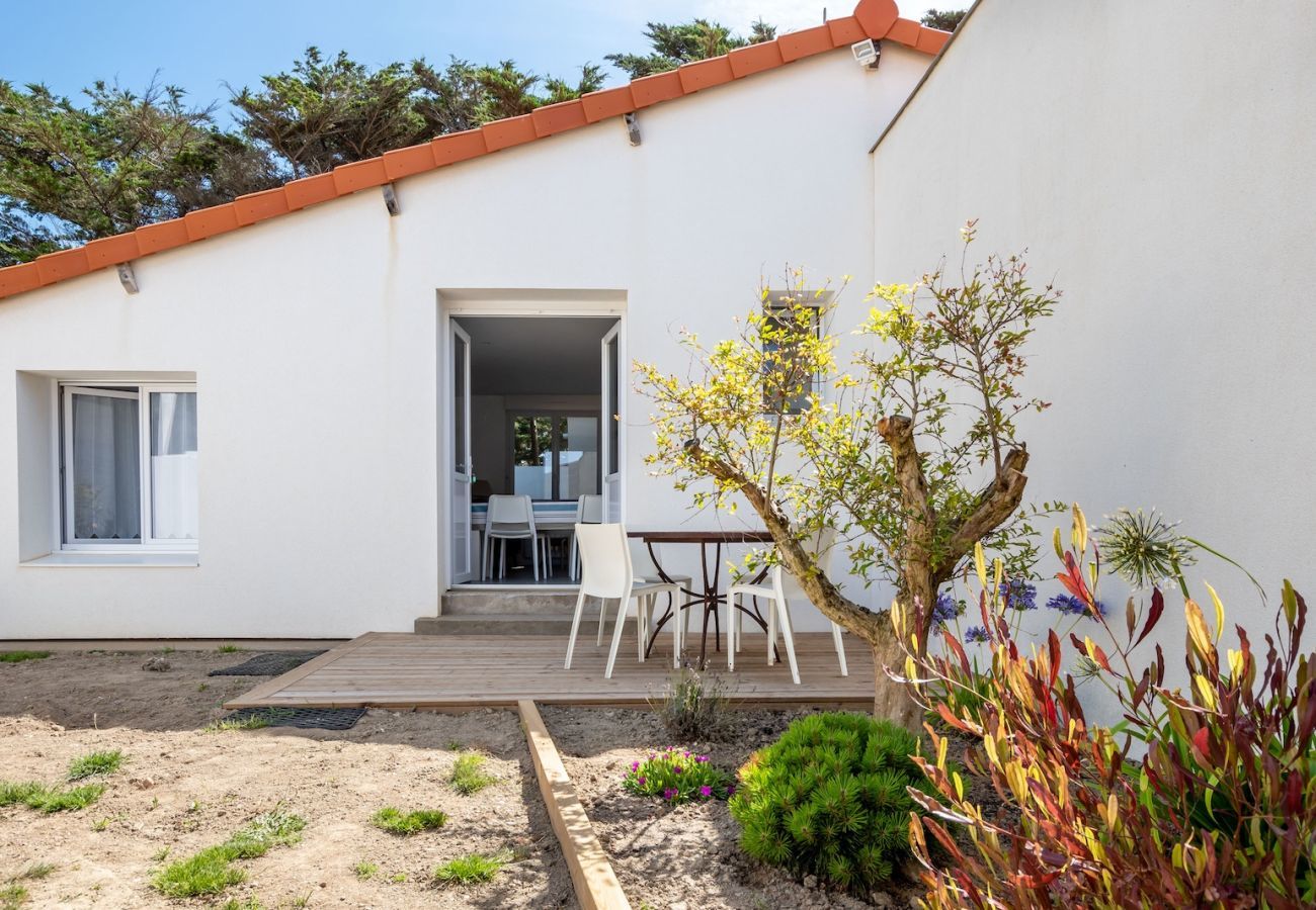 House in Bretignolles-sur-Mer - Relaxing stay in Bretignolles for 4 people