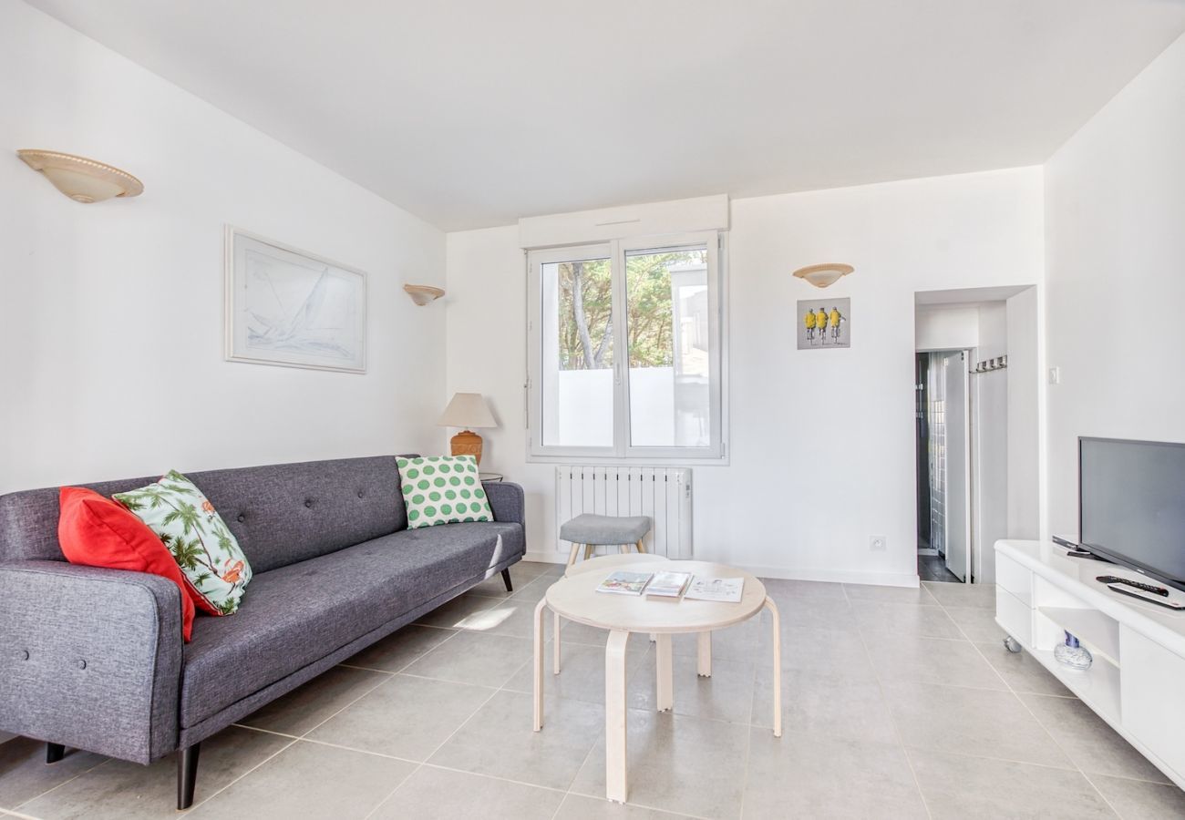 House in Bretignolles-sur-Mer - Relaxing stay in Bretignolles for 4 people