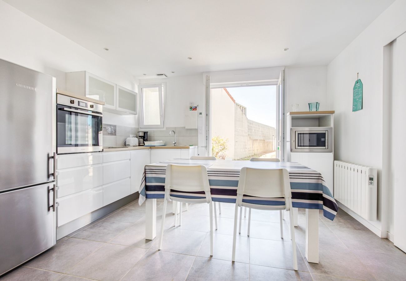 House in Bretignolles-sur-Mer - Relaxing stay in Bretignolles for 4 people