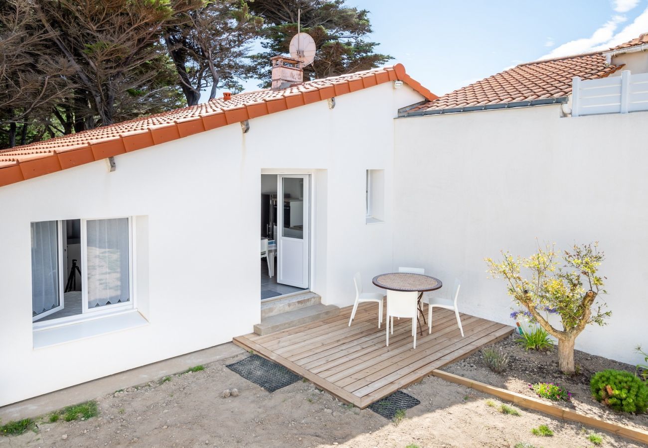 House in Bretignolles-sur-Mer - Relaxing stay in Bretignolles for 4 people