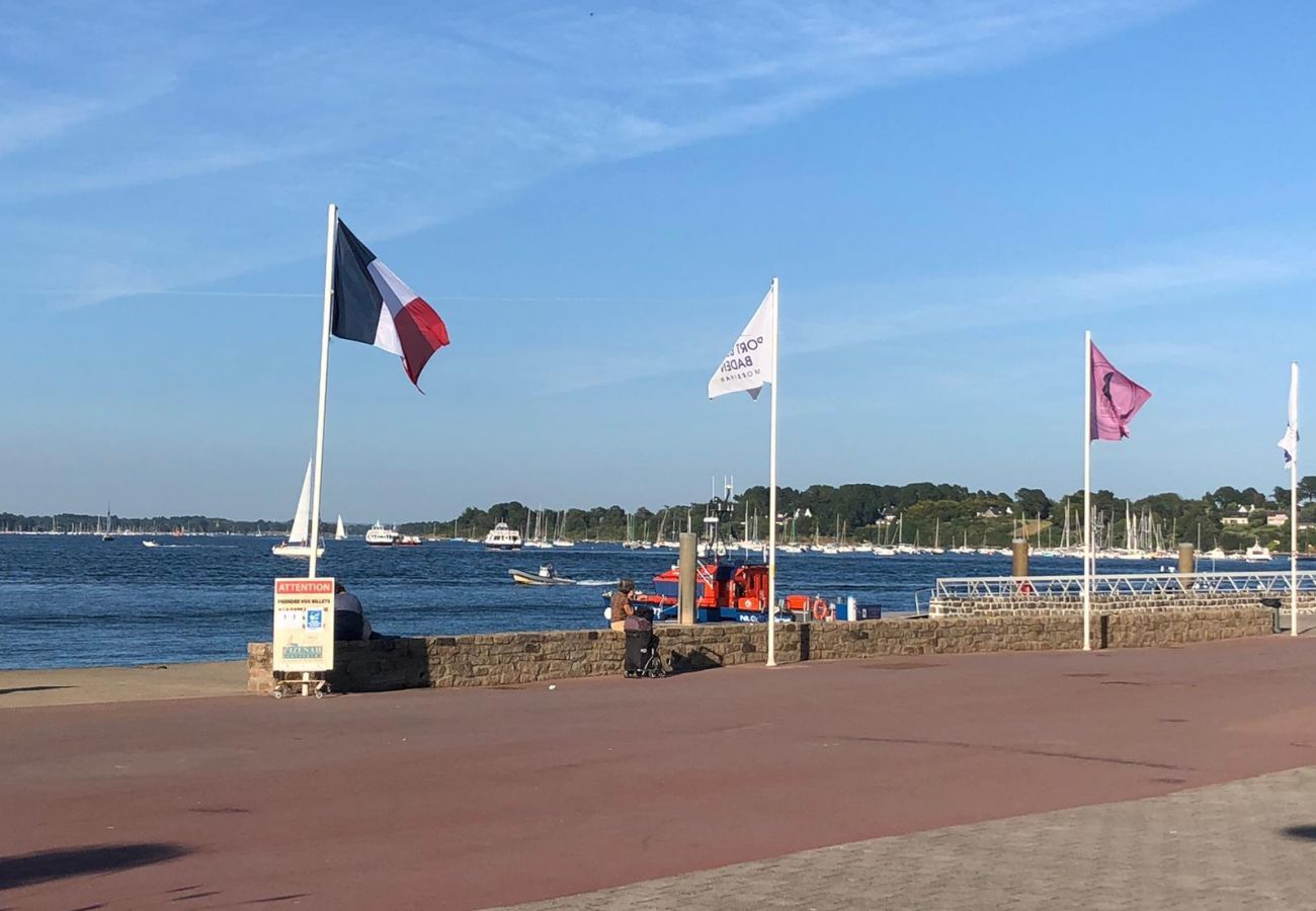 House in Baden - 100m from the beach, house for 7, seaview