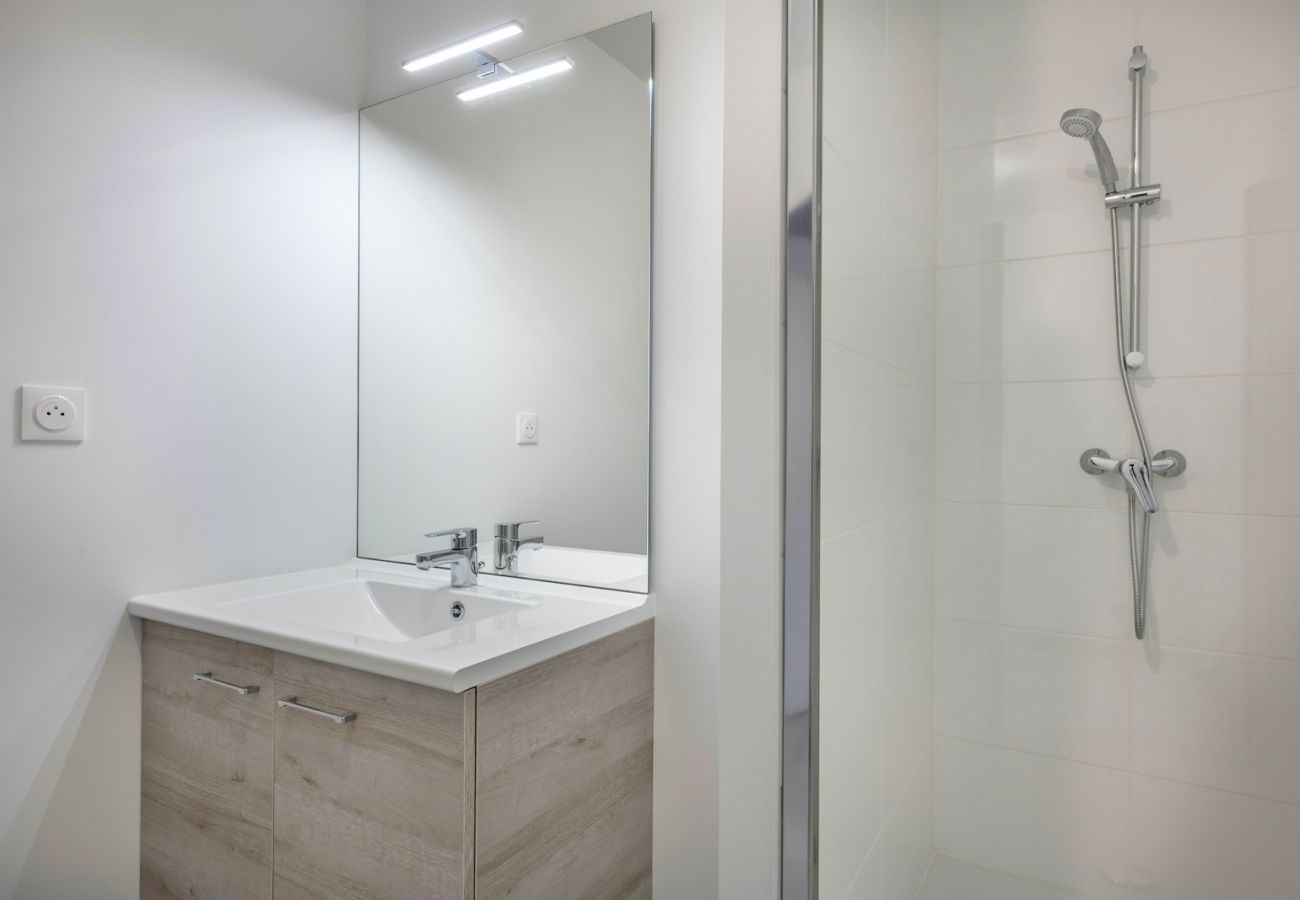 Apartment in Pléneuf-Val-André - 50m from the beach, seview flat for 6
