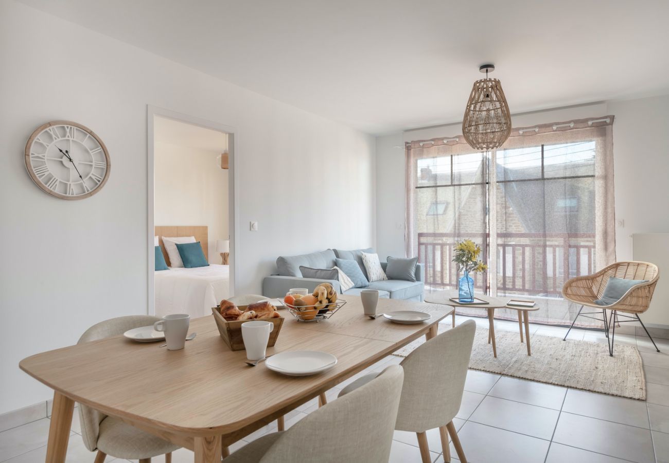 Apartment in Pléneuf-Val-André - 50m from the beach, seview flat for 6
