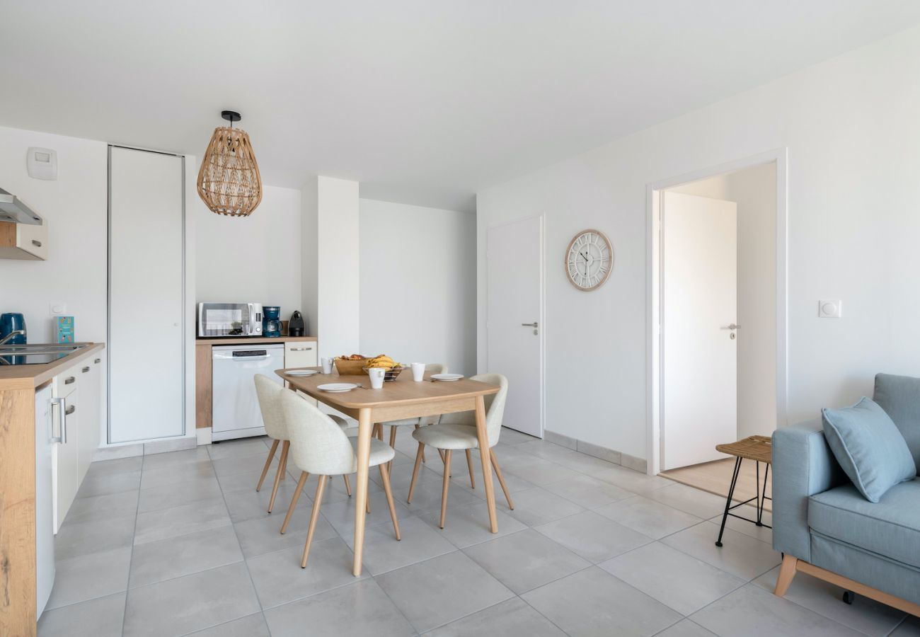 Apartment in Pléneuf-Val-André - 50m from the beach, seview flat for 6