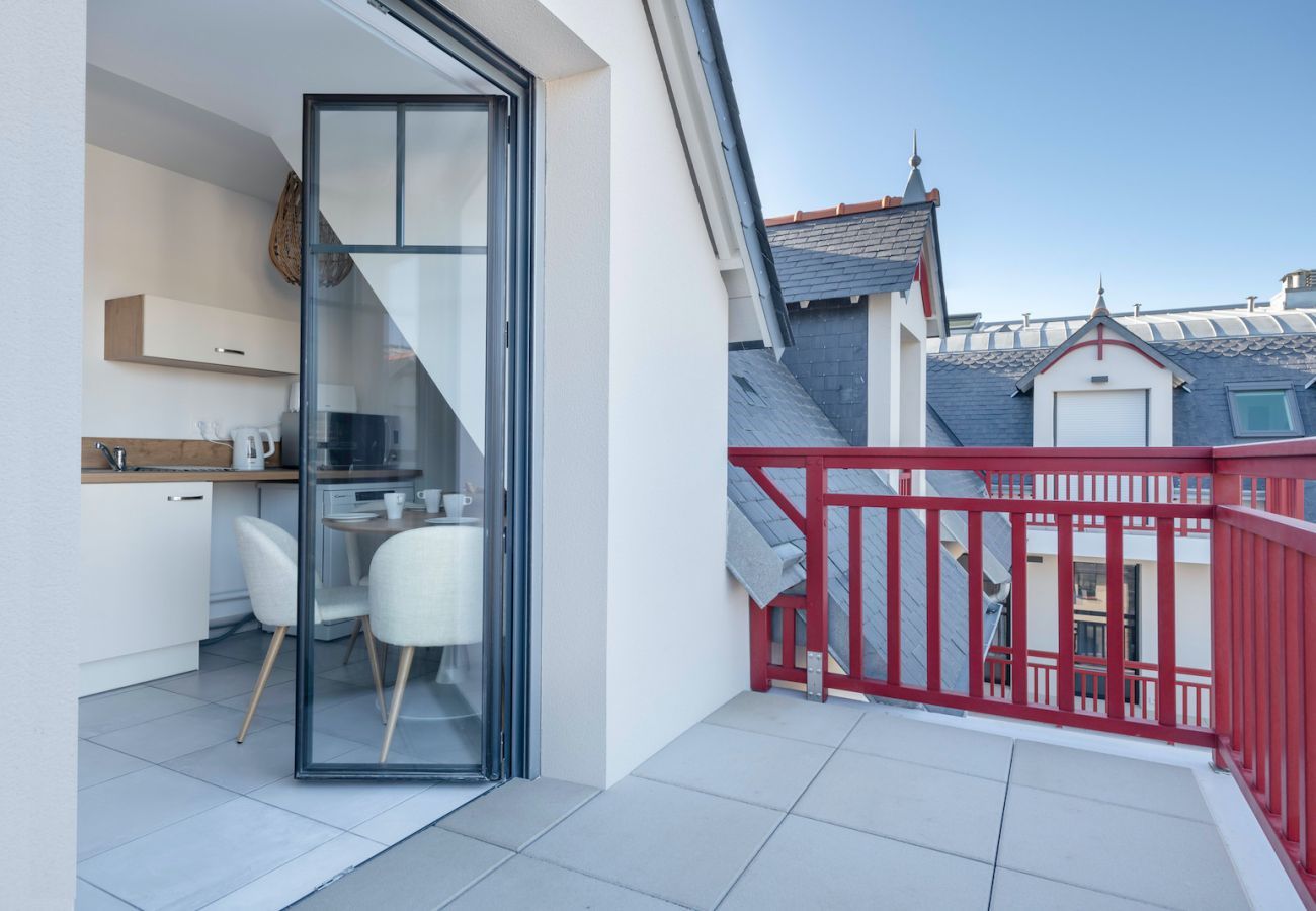 Apartment in Pléneuf-Val-André - Residence, comfort and charm for 4 in Pléneuf