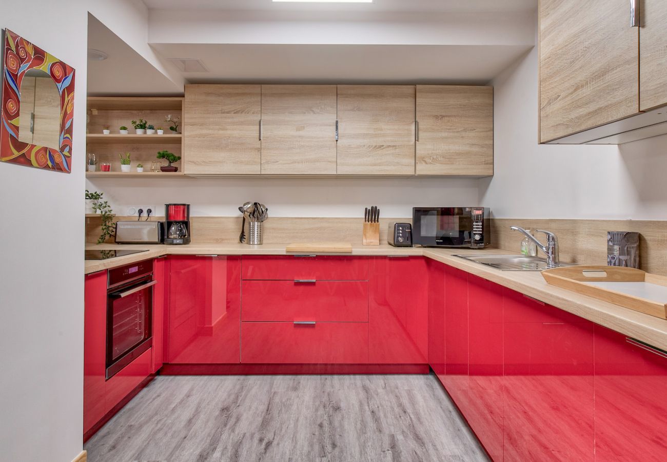 Apartment in Genos - 80m from the slopes, great flat for 15
