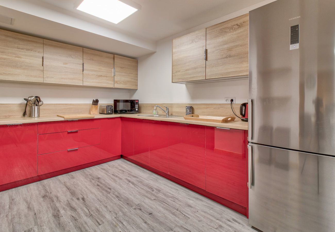 Apartment in Genos - 80m from the slopes, great flat for 15