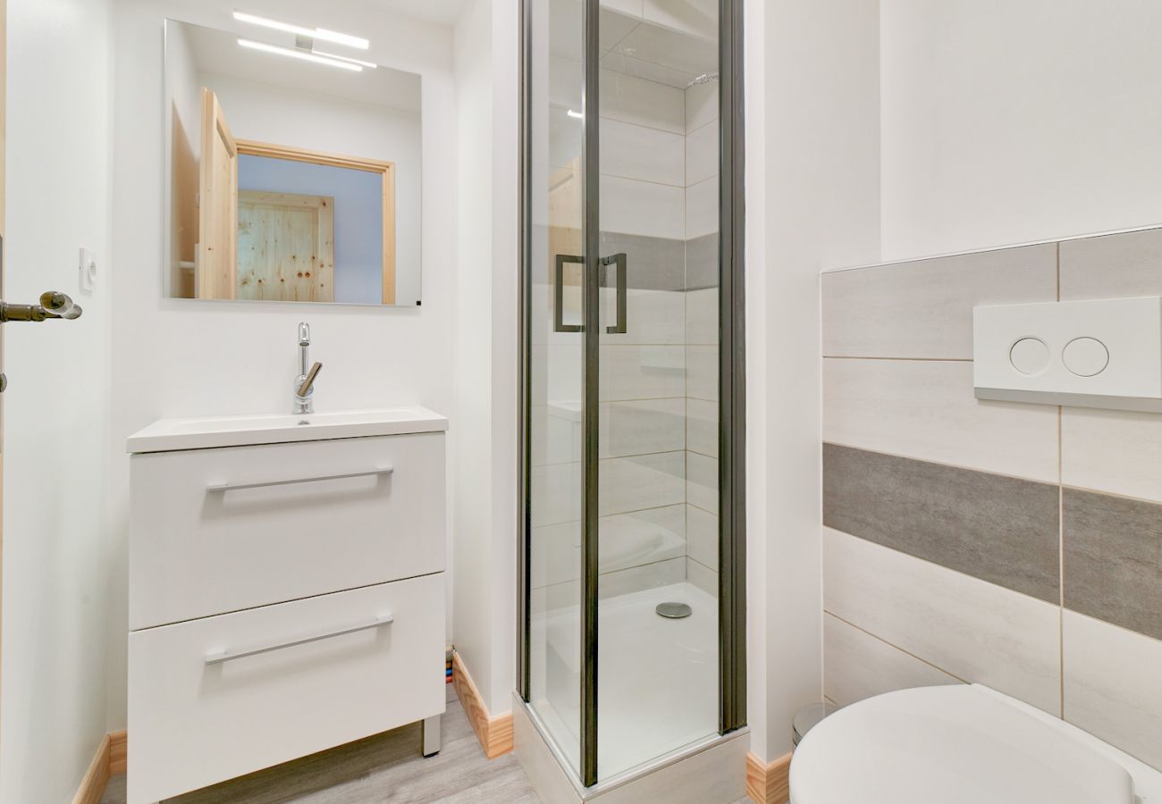 Apartment in Genos - 80m from the slopes, great flat for 15