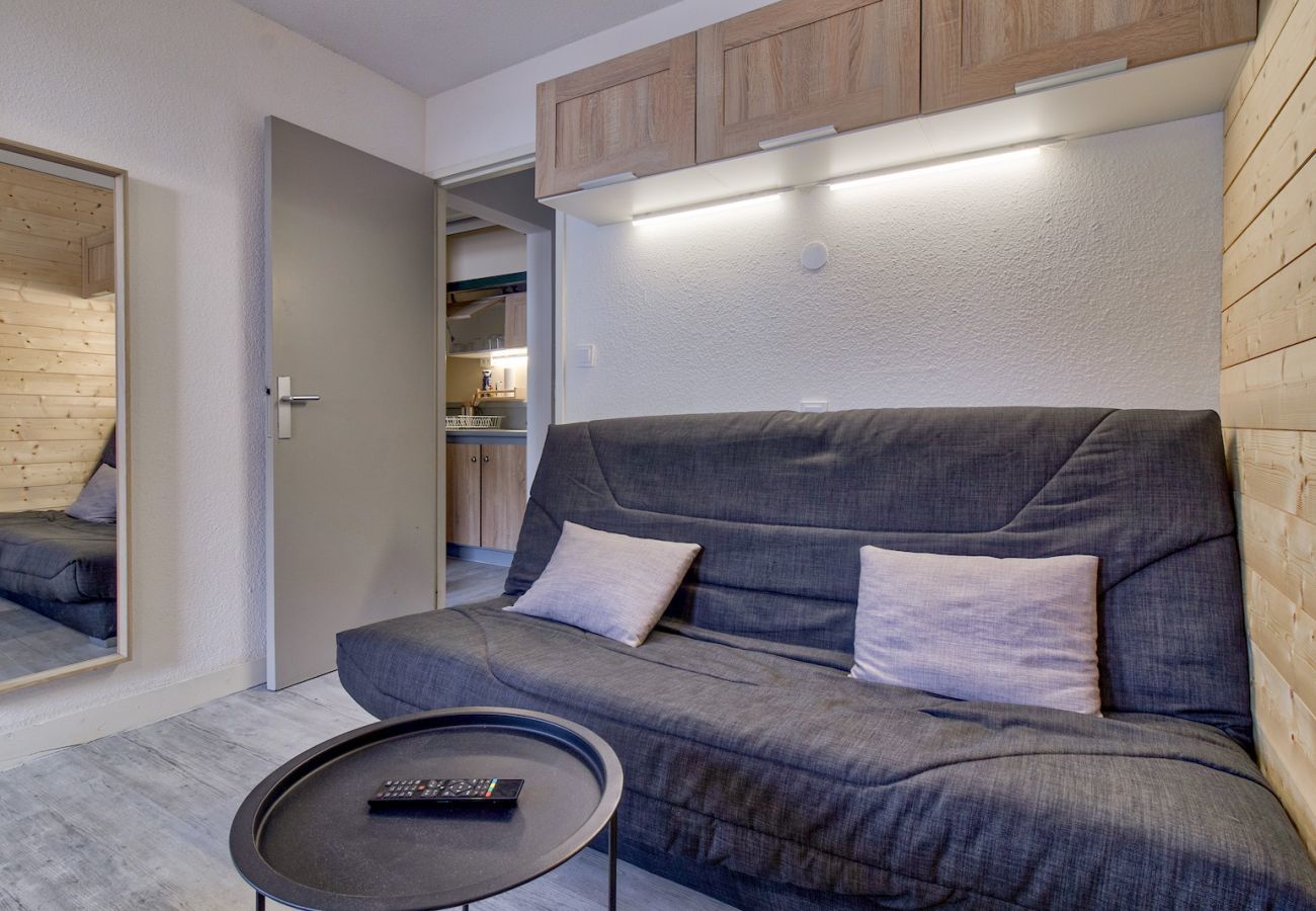 Apartment in Genos - Residence Les Gourgs Blancs - 80m from the slopes