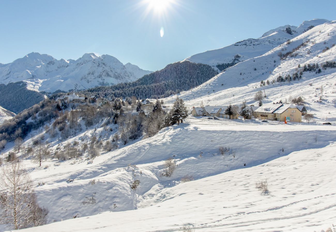 Apartment in Genos - Direct access to the slopes - flat for 4