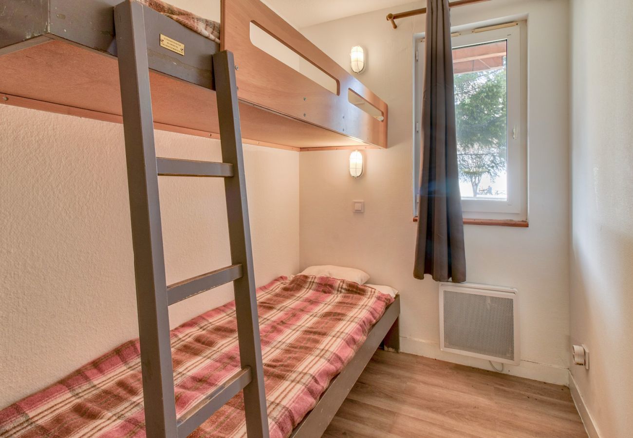 Apartment in Genos - Direct access to the slopes - flat for 4