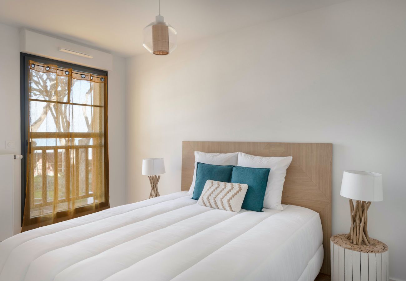 Apartment in Pléneuf-Val-André - Beautiful seafront flat for 2