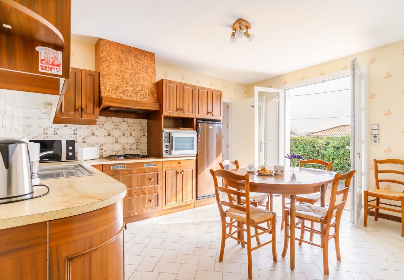 Terraced House in Saint-Hilaire-de-Riez - Holiday home for 6 in Saint Hilaire de Riez