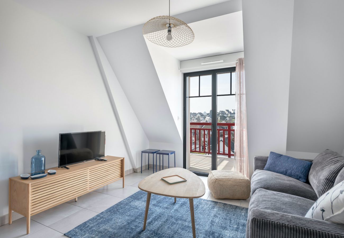 Apartment in Pléneuf-Val-André - A stay in front of the great beach of Pléneuf