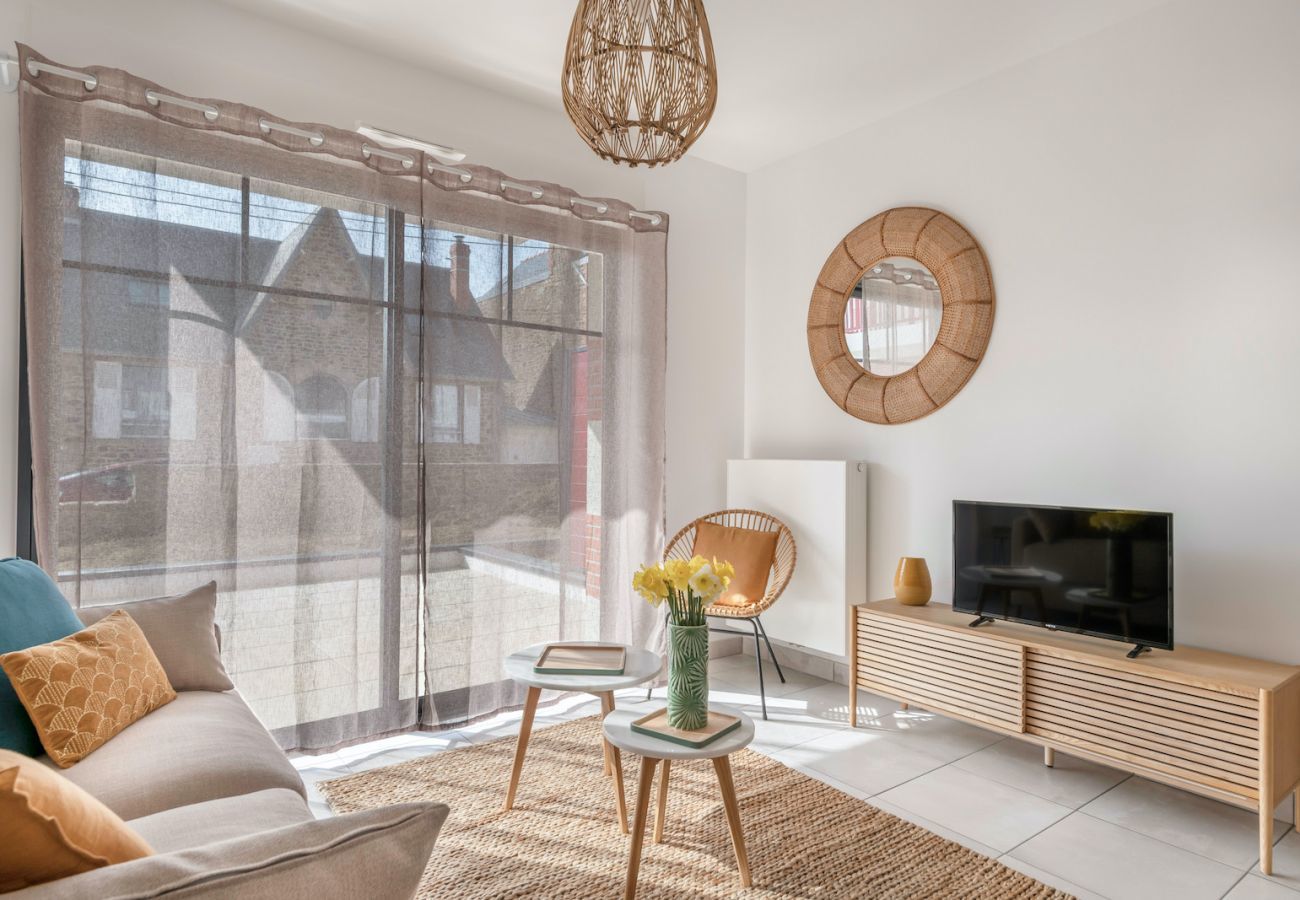 Apartment in Pléneuf-Val-André - 50m from the beach, lovely flat for 4