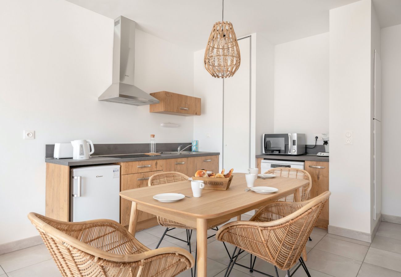 Apartment in Pléneuf-Val-André - 50m from the beach, lovely flat for 4