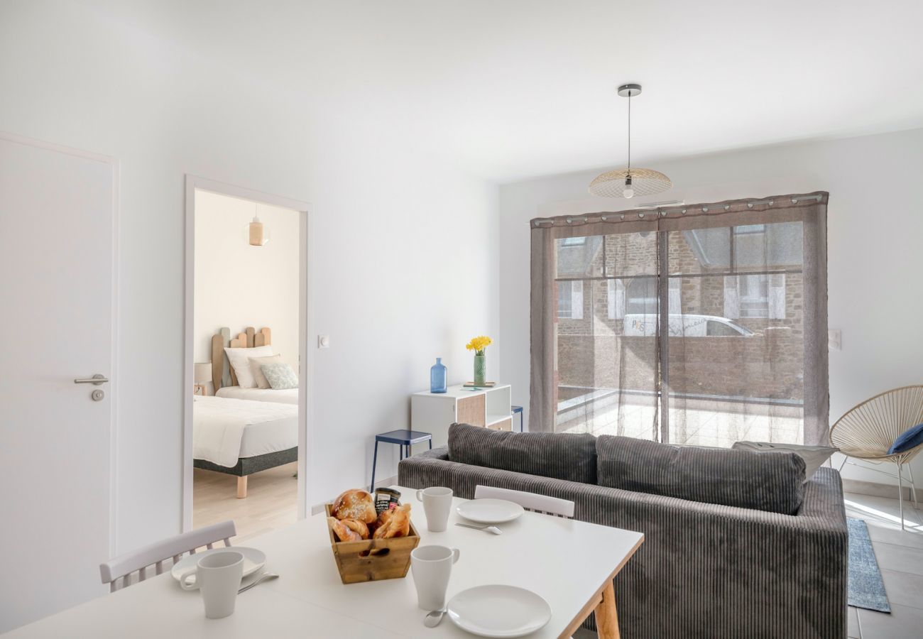 Apartment in Pléneuf-Val-André - 50m from the beach, nice flat for 4