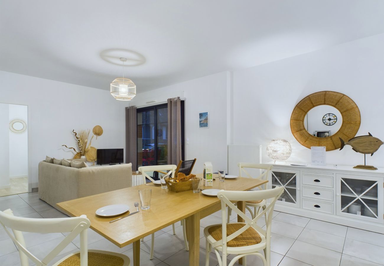 Apartment in Pléneuf-Val-André - 50m from the beach, nice flat for 6