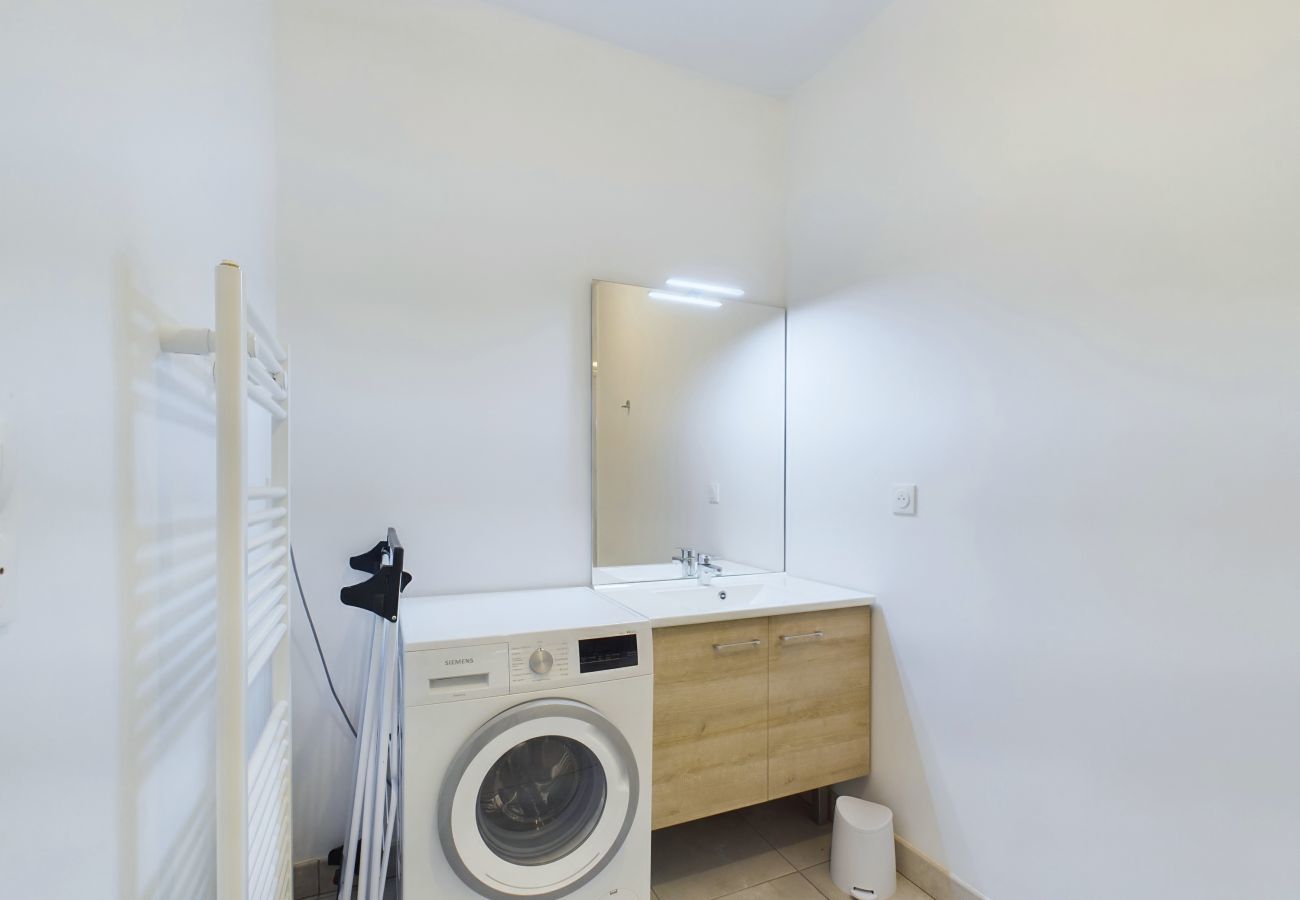 Apartment in Pléneuf-Val-André - 50m from the beach – terrace – 3 adults / 3 children
