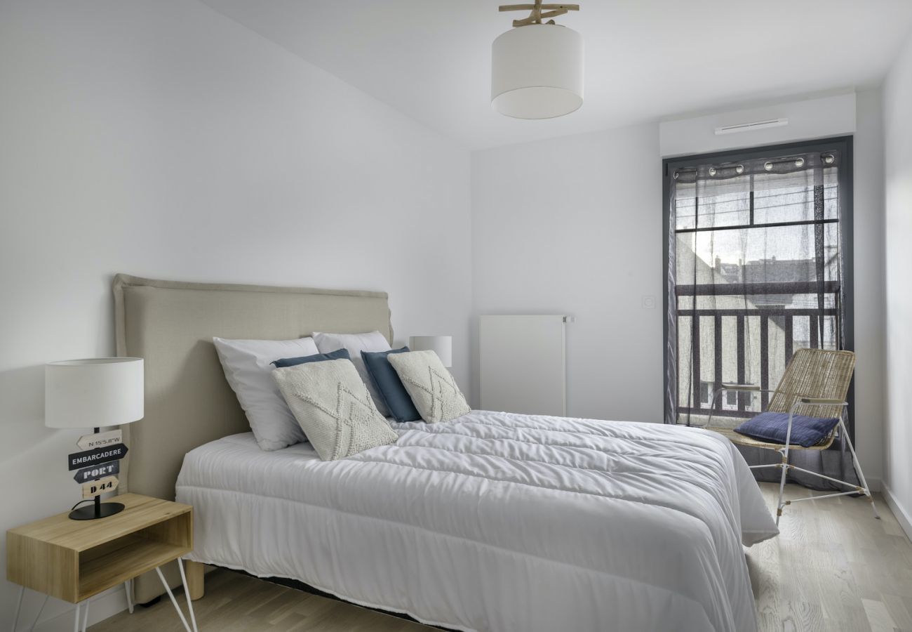 Apartment in Pléneuf-Val-André - Facing the sea, lovely flat for 6