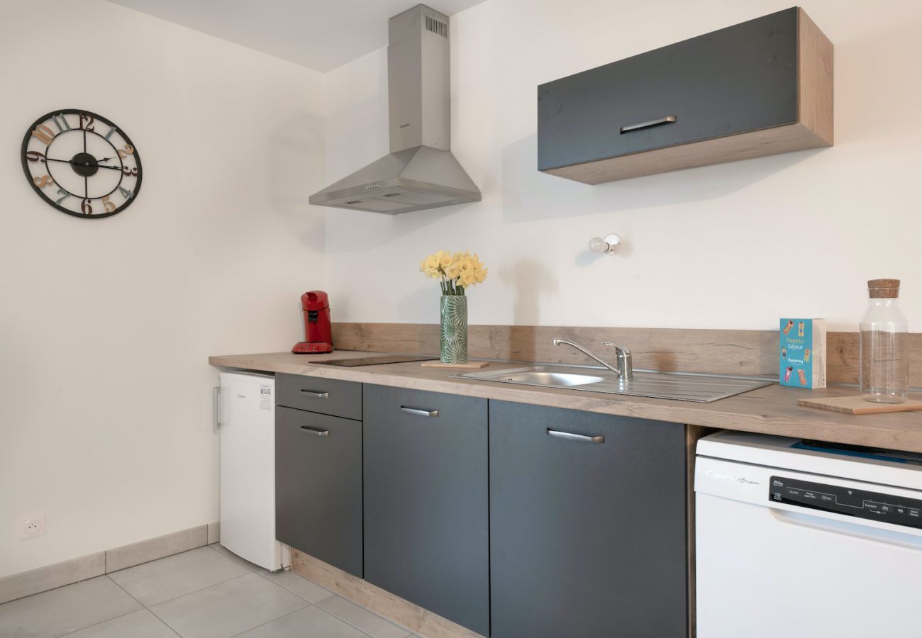 Apartment in Pléneuf-Val-André - Flat for 4 by the sea in Pléneuf-Val-André 