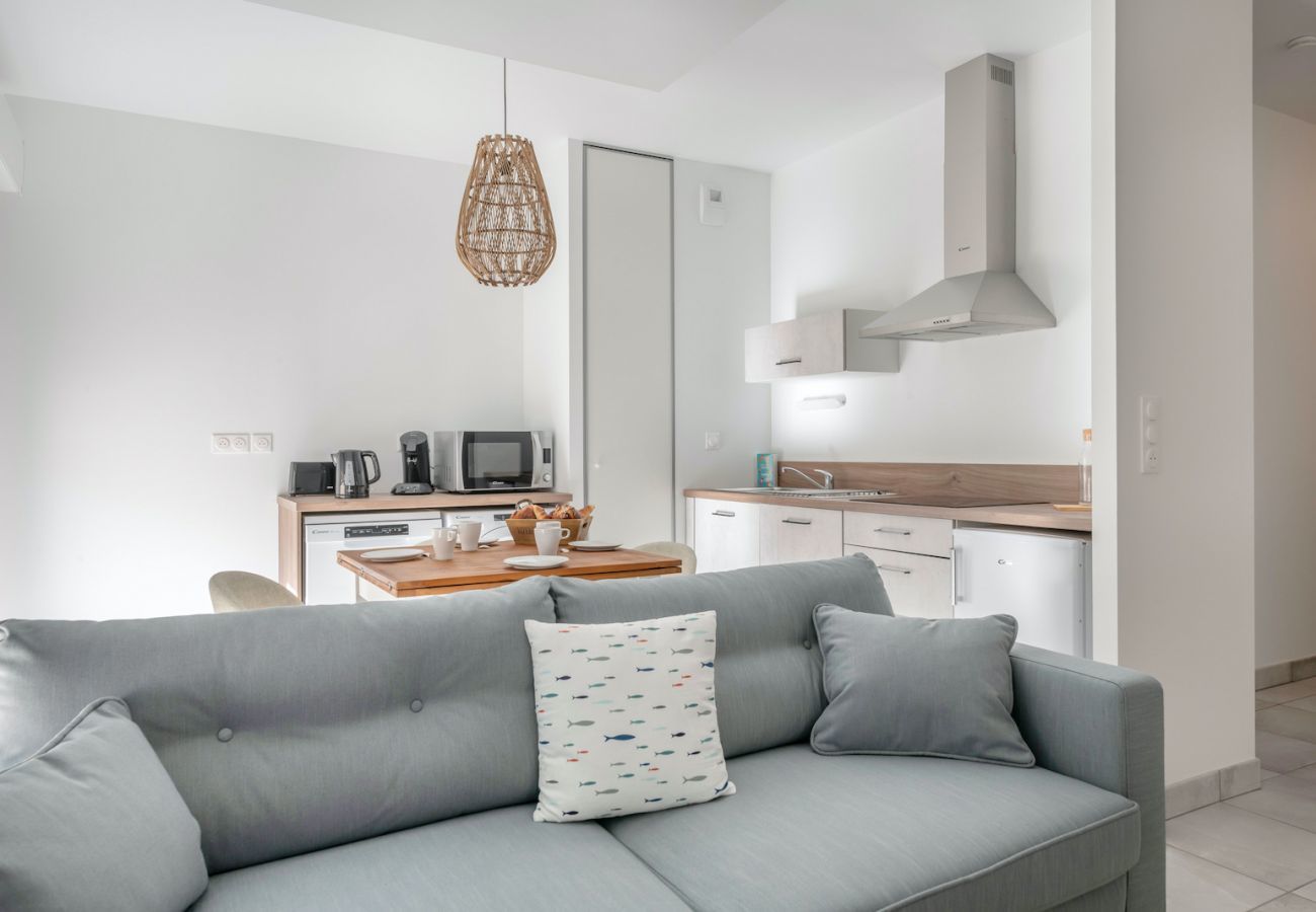 Apartment in Pléneuf-Val-André - 50m from the beach, nice flat for 4