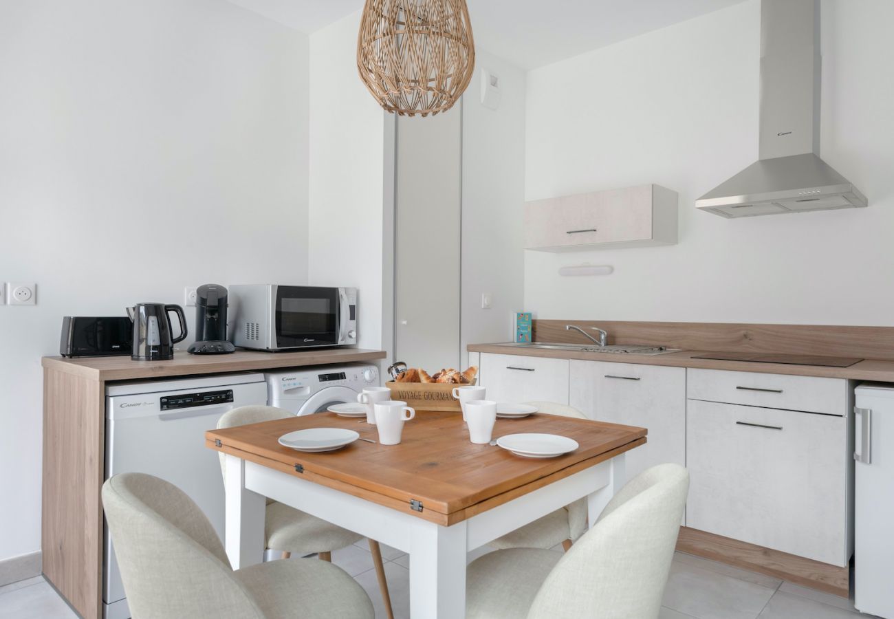 Apartment in Pléneuf-Val-André - 50m from the beach, nice flat for 4