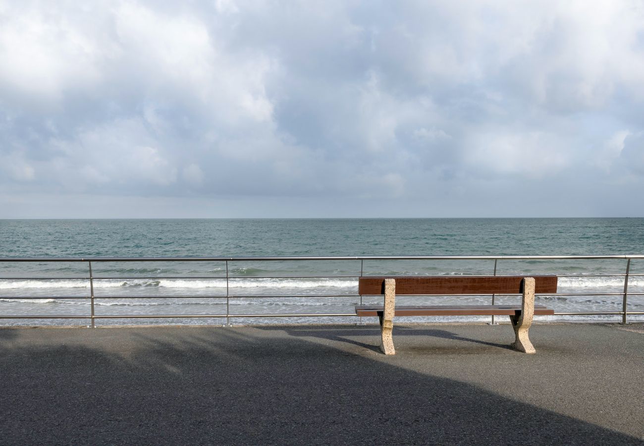 Apartment in Pléneuf-Val-André - Beautiful flat for 4, 50m from the beach