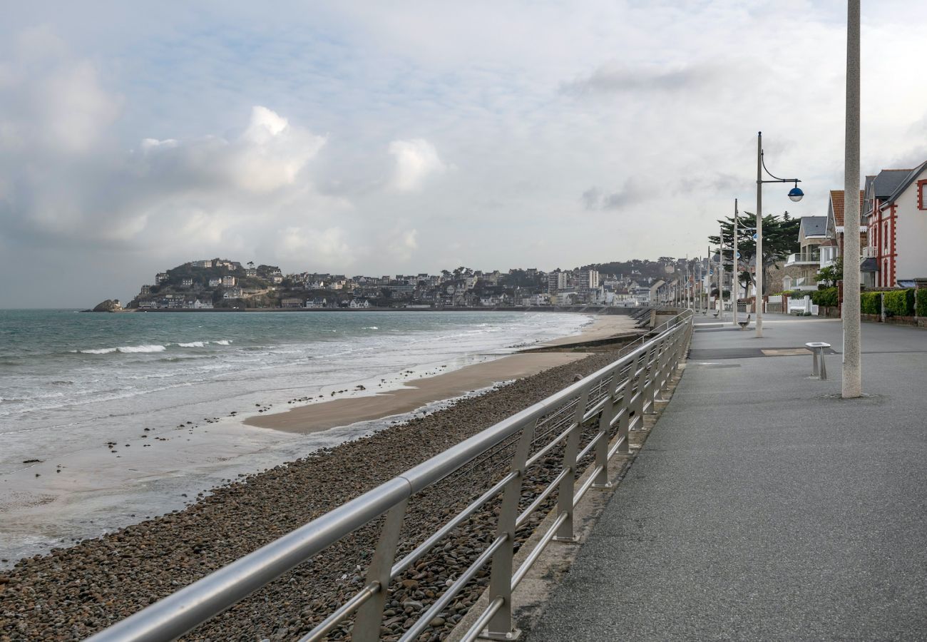 Apartment in Pléneuf-Val-André - Beautiful flat for 4, 50m from the beach