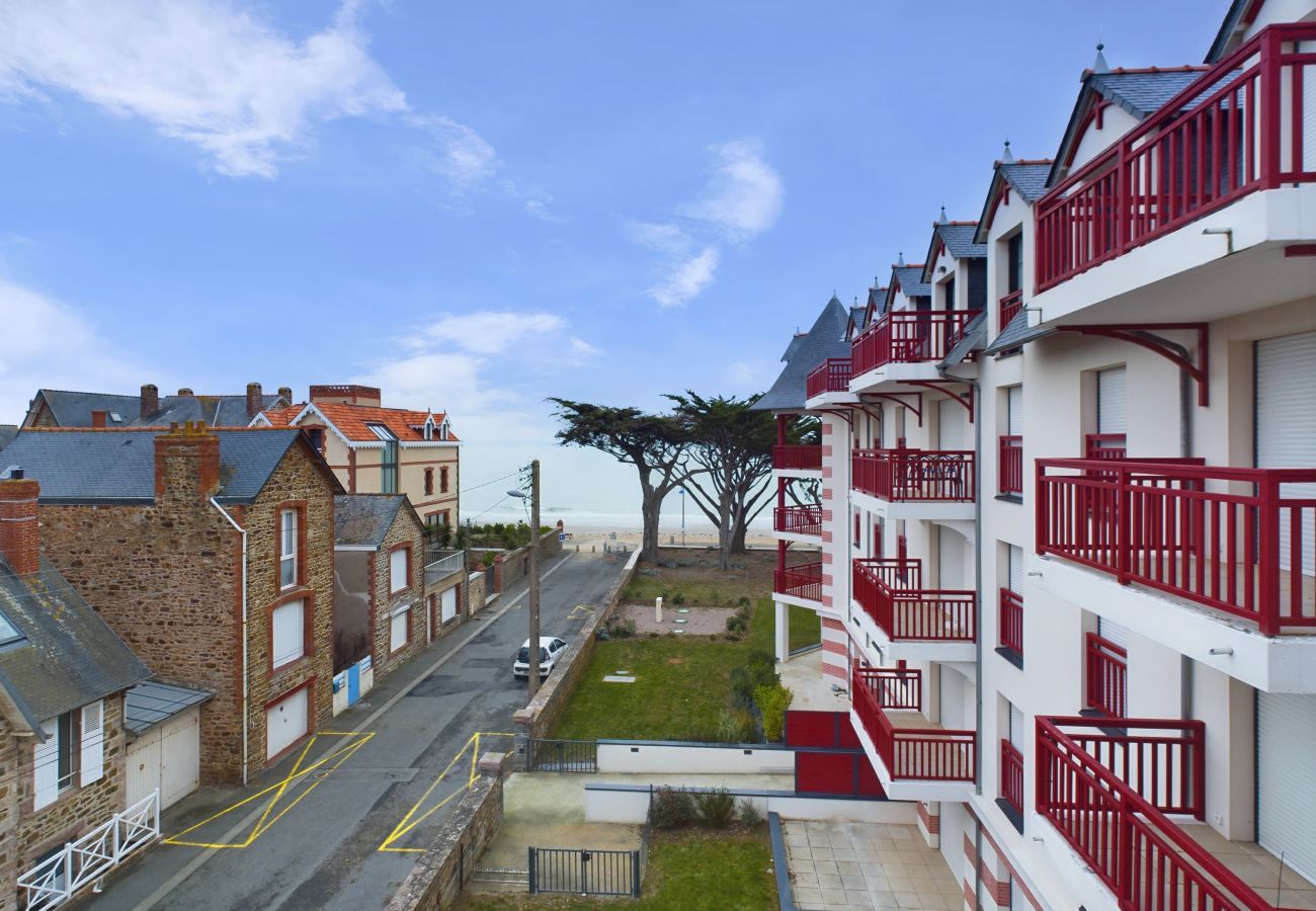 Apartment in Pléneuf-Val-André - Sea and beach view, flat for 4