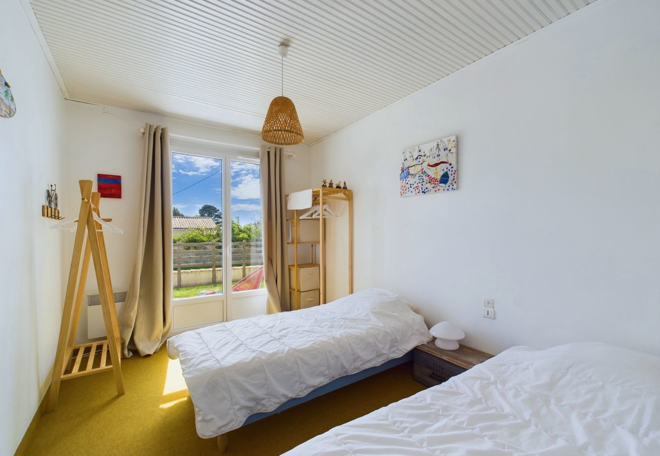 House in Brem-sur-Mer - Nature and discovery for 8 people in Brem-sur-Mer