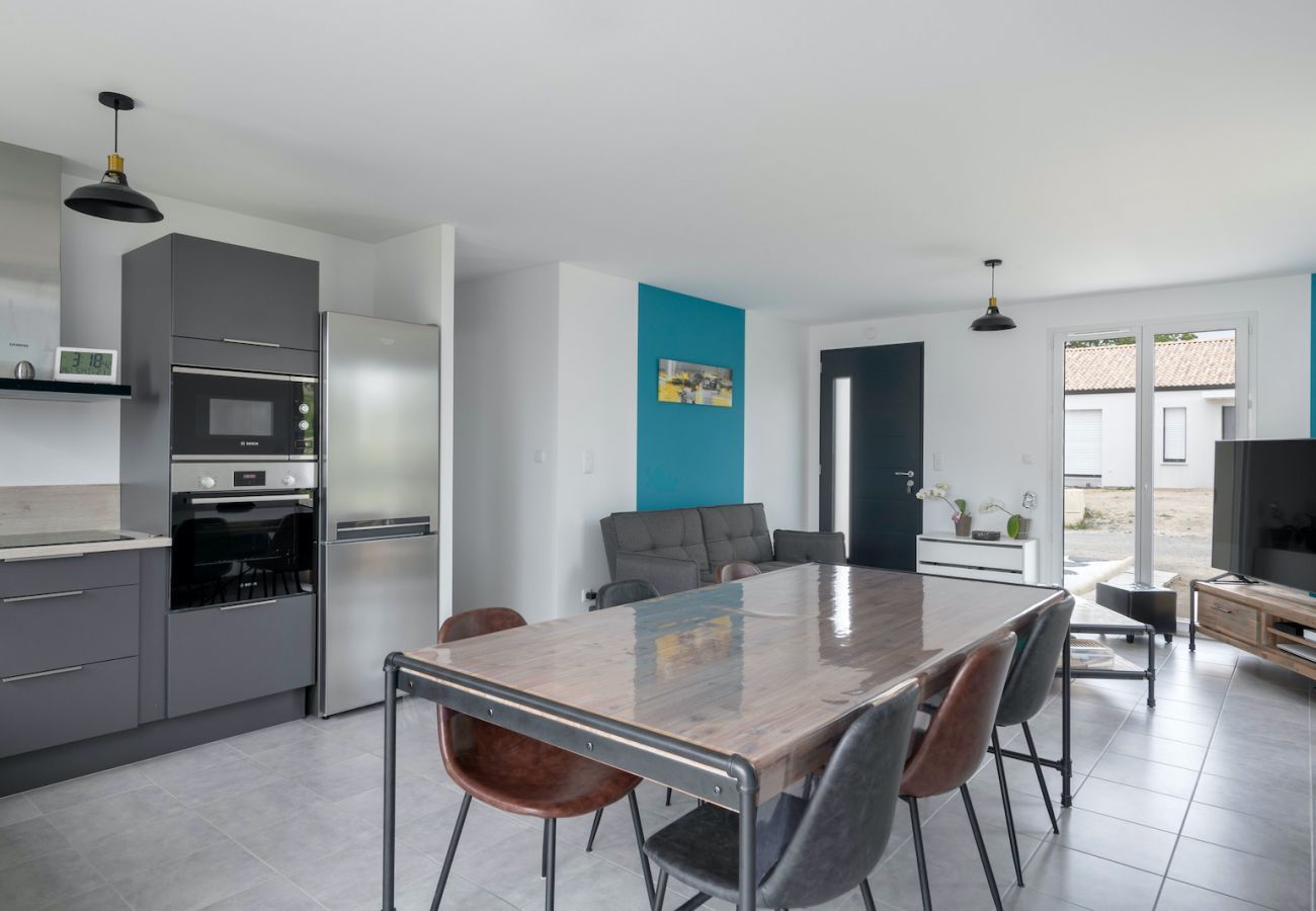 House in Saint-Michel-Chef-Chef - One-storey house for 7 people in Saint-Michel