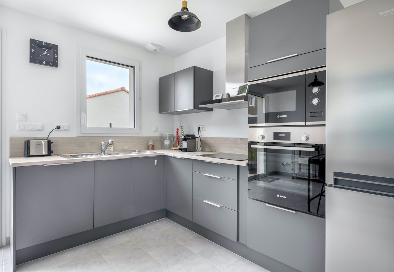 House in Saint-Michel-Chef-Chef - One-storey house for 7 people in Saint-Michel