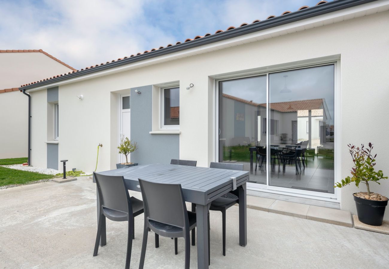 House in Saint-Michel-Chef-Chef - One-storey house for 7 people in Saint-Michel