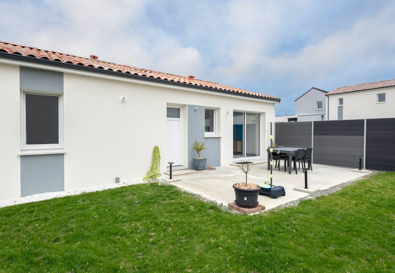 House in Saint-Michel-Chef-Chef - One-storey house for 7 people in Saint-Michel