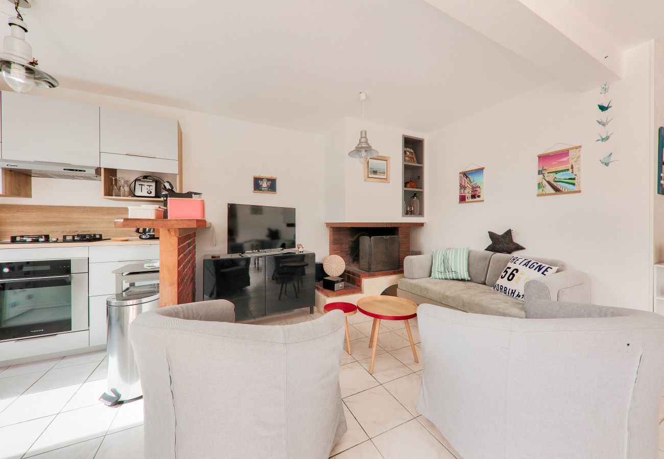 House in Sarzeau - 300m from the beach, great house for 8