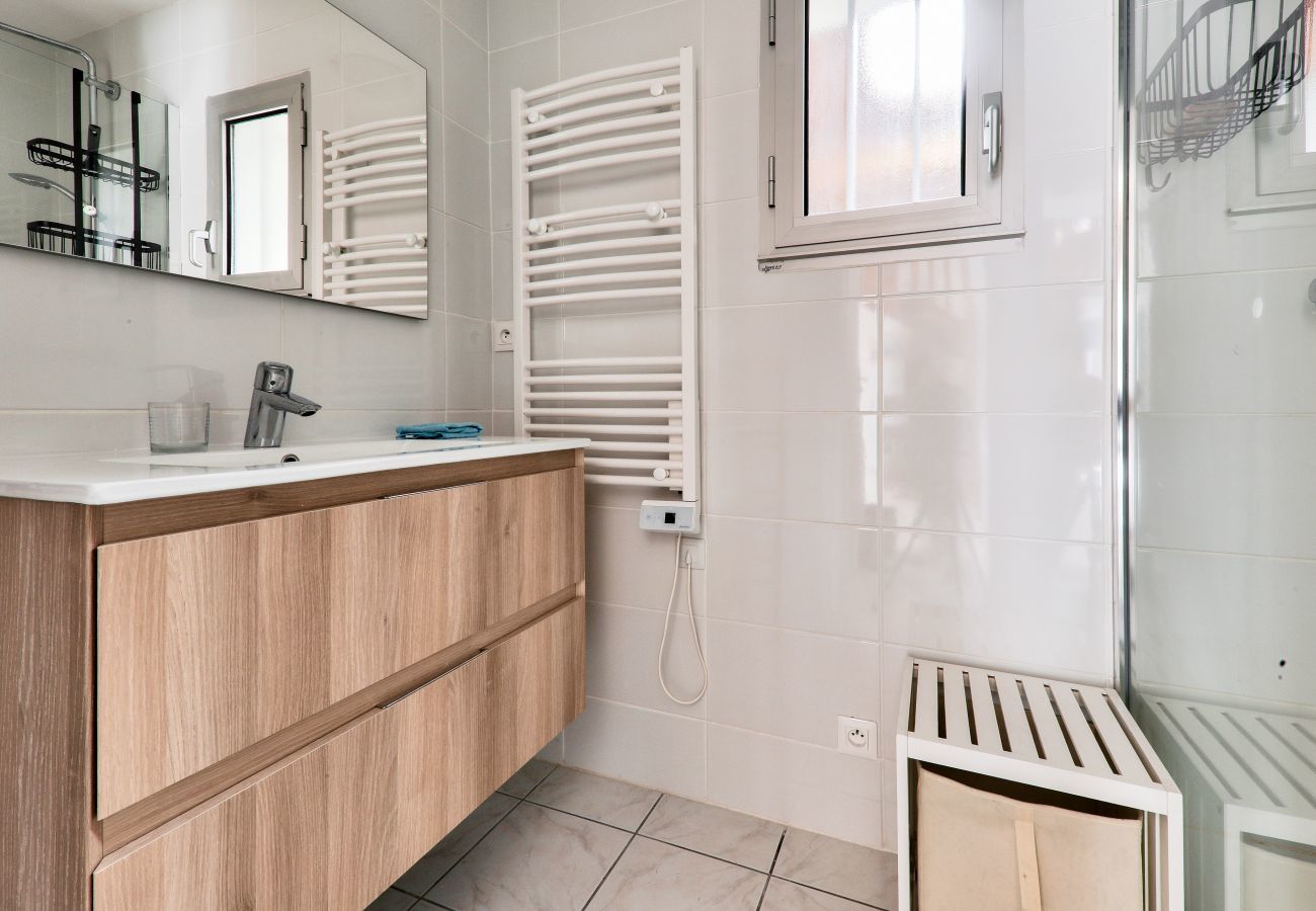 House in Sarzeau - 300m from the beach, great house for 8