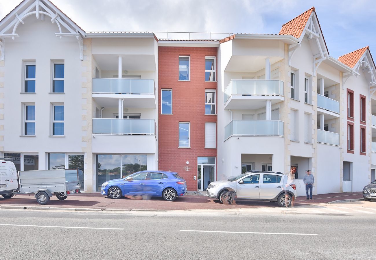 Apartment in Lacanau - comfort and beautiful apartment in the heart of Lacanau